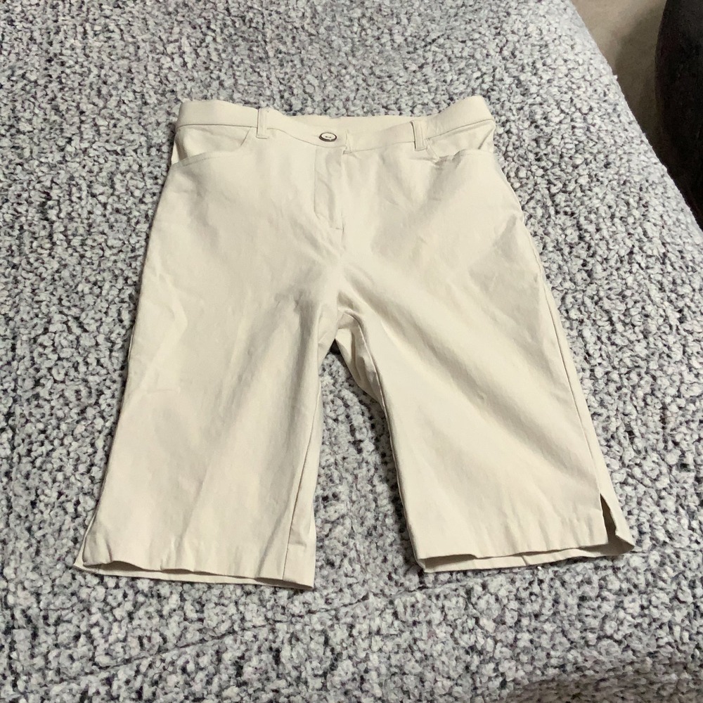 Coconut Row Board Shorts Khaki‎ size 6